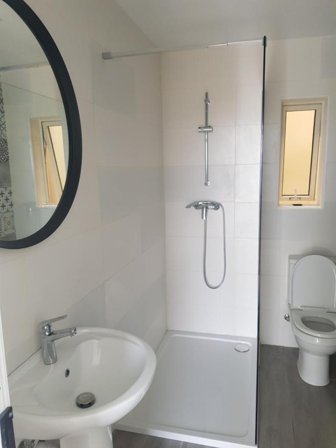 Nadar Accommodation Надур Екстериор снимка